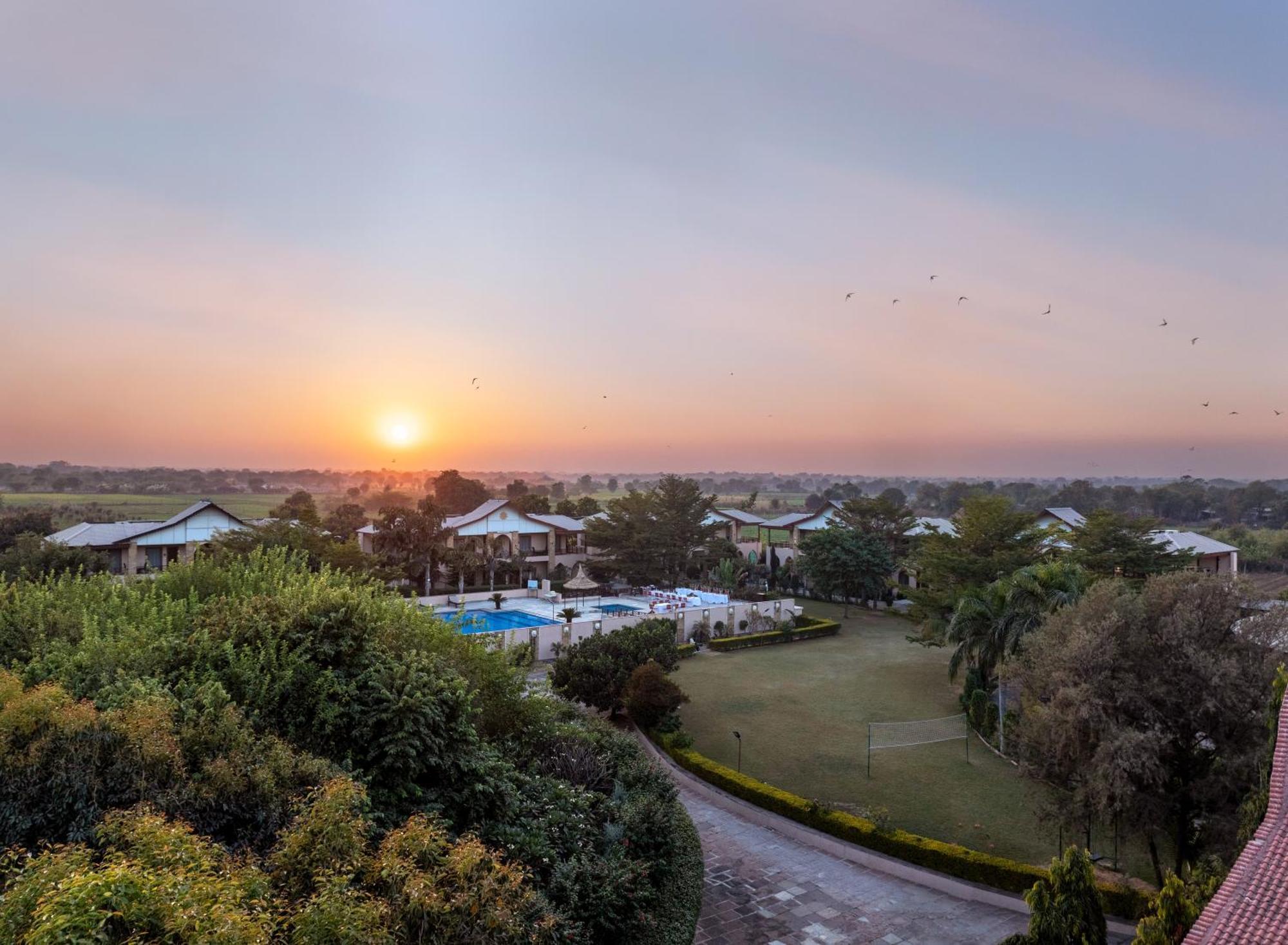 Abhyaran Resort & Spa Ranthambore Sawai Madhopur Exterior photo